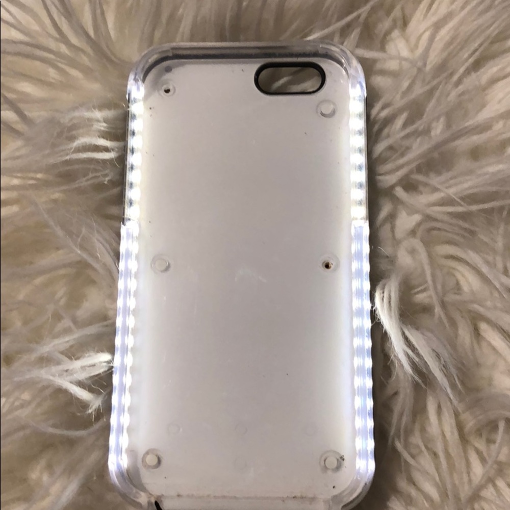 iPhone case - Picture 2 of 2